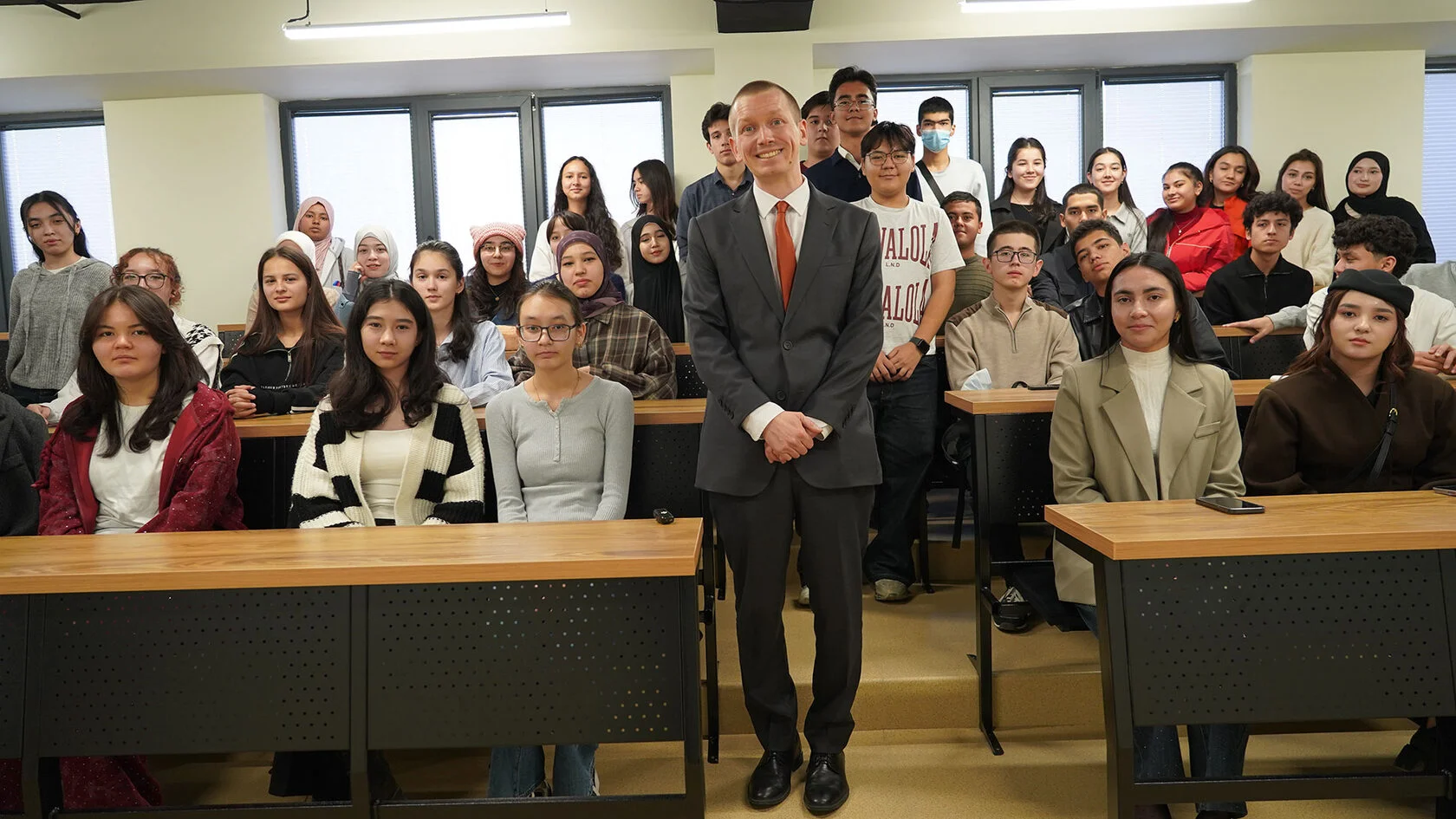 British Council Uzbekistan Country Director Visits Tashkent Metropolitan University